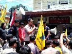 Kapolres Kolaka, Sikapi Aksi Demo PMII Dengan Gelar Doa Bersama Untuk Korban Meninggal