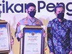 Peduli Pers, Kapolda Sulsel Dianugerahi  Award Oleh PWI