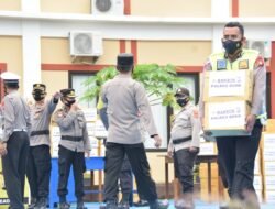 Dukung Pemulihan Ekonomi Nasional, Polres Bone Bagi-bagi Sembako