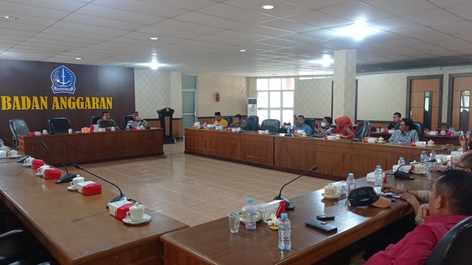 Rapat Membahas Rancangan Perda APBD 2022, Dewan Minta Rekomendasi ...