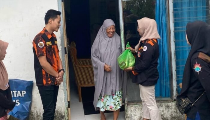 Aksi Sosial, Sapma PP Bone Bagi-bagi Sembako