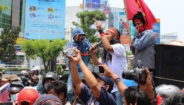 Sewa Mobil Rp 165 Juta di BPKD, Stenly: Untuk Siapa?