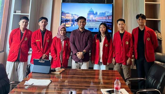 Mahasiswa Fakultas Peternakan UNHAS Ikuti Mata Kuliah Penguatan Kompetensi di Albumi Nutrisi Indonesia