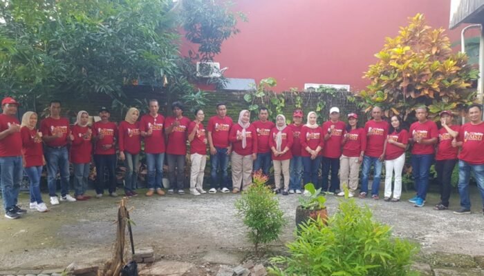 Maloi Singing House Ajak Komunitas Radio Rayakan RI-80 Lewat Lagu dan Tawa