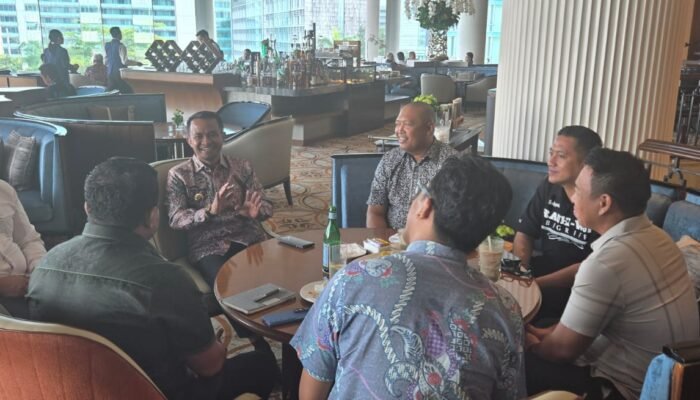 Tak Mau Tunggu, Bupati Bone Jemput Bola Demi Air Bersih Warganya