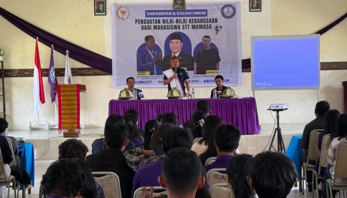 Ajbar Dorong Mahasiswa STT Mamasa Siap Hadapi Bonus Demografi
