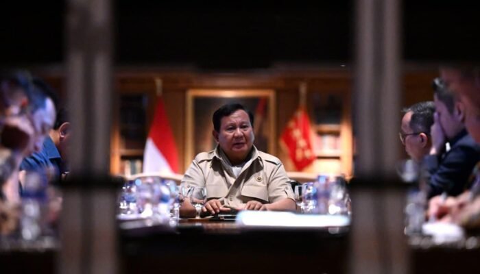 Prabowo Kumpulkan Para Menteri di Hambalang, Bahas Penertiban Hutan dan Tambang Ilegal