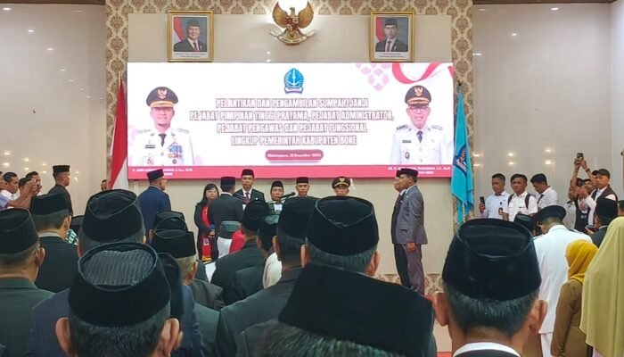 Rom­bak Birokrasi, Bupati Bone Tekankan Kinerja dan Prestasi