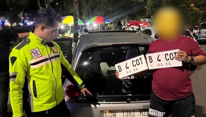Polantas Bone Tertibkan Pengendara Berpelat Nomor Palsu
