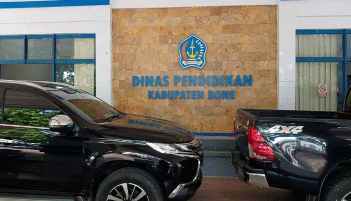 Rp2,8 Miliar di Disdik Bone Tercatat Herbisida, Dinas: Itu untuk Seragam