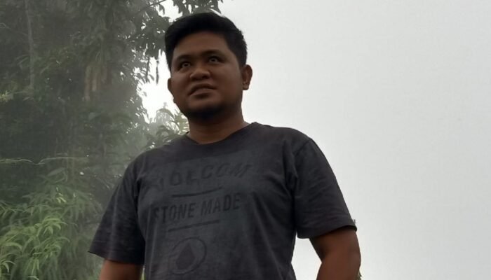 Publik Bone Soroti Tim Ahli di Tengah Masalah Dasar