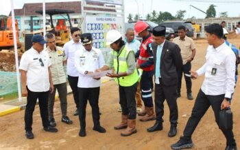 Bupati Tinjau Proyek Rp230 Miliar, Minta Pekerjaan Tak Setengah-setengah