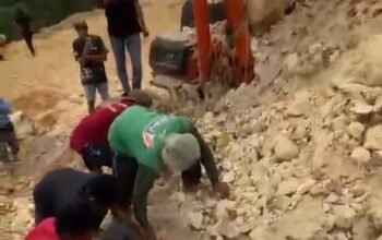 Tragis! Tambang Lampoko Diduga Makan Korban, Detik-detik Evakuasi Pekerja Beredar