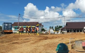 Buruh Proyek Sekolah Rakyat Mengeluh, Tiga Pekan Tanpa Gaji