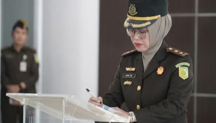 Mantan Kasi Datun Kejari Bone Dilantik Jadi Koordinator Kejati Sulteng